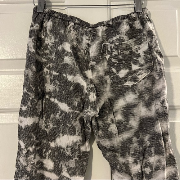 Gently used Leo & sage linen pants - Picture 2 of 5